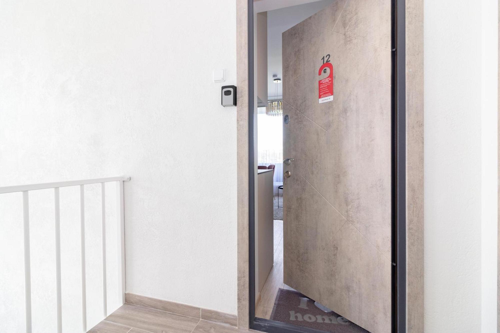 Apartamento Upgrade Mano Jura No. 2, By Cohost *